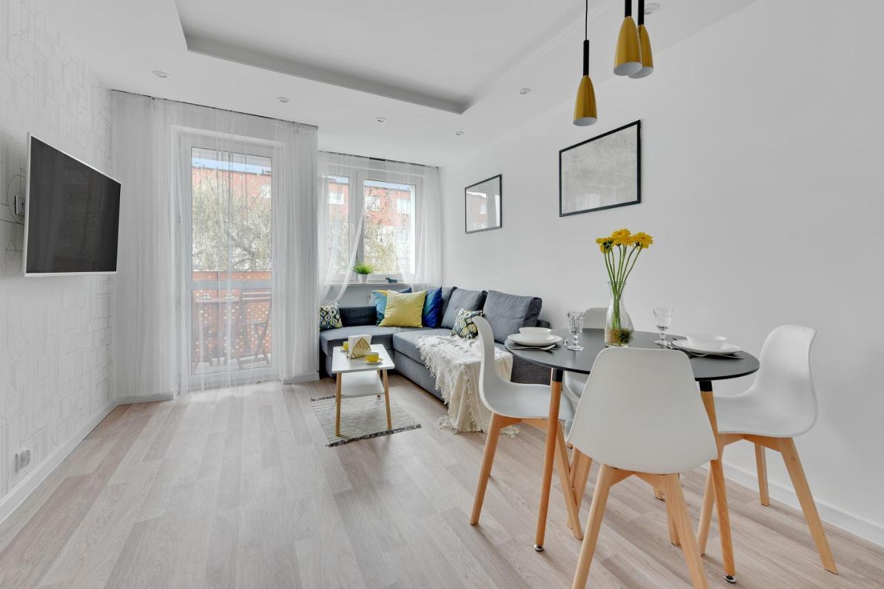 Ideal Apartments Sand กดัญสก์ ภายนอก รูปภาพ
