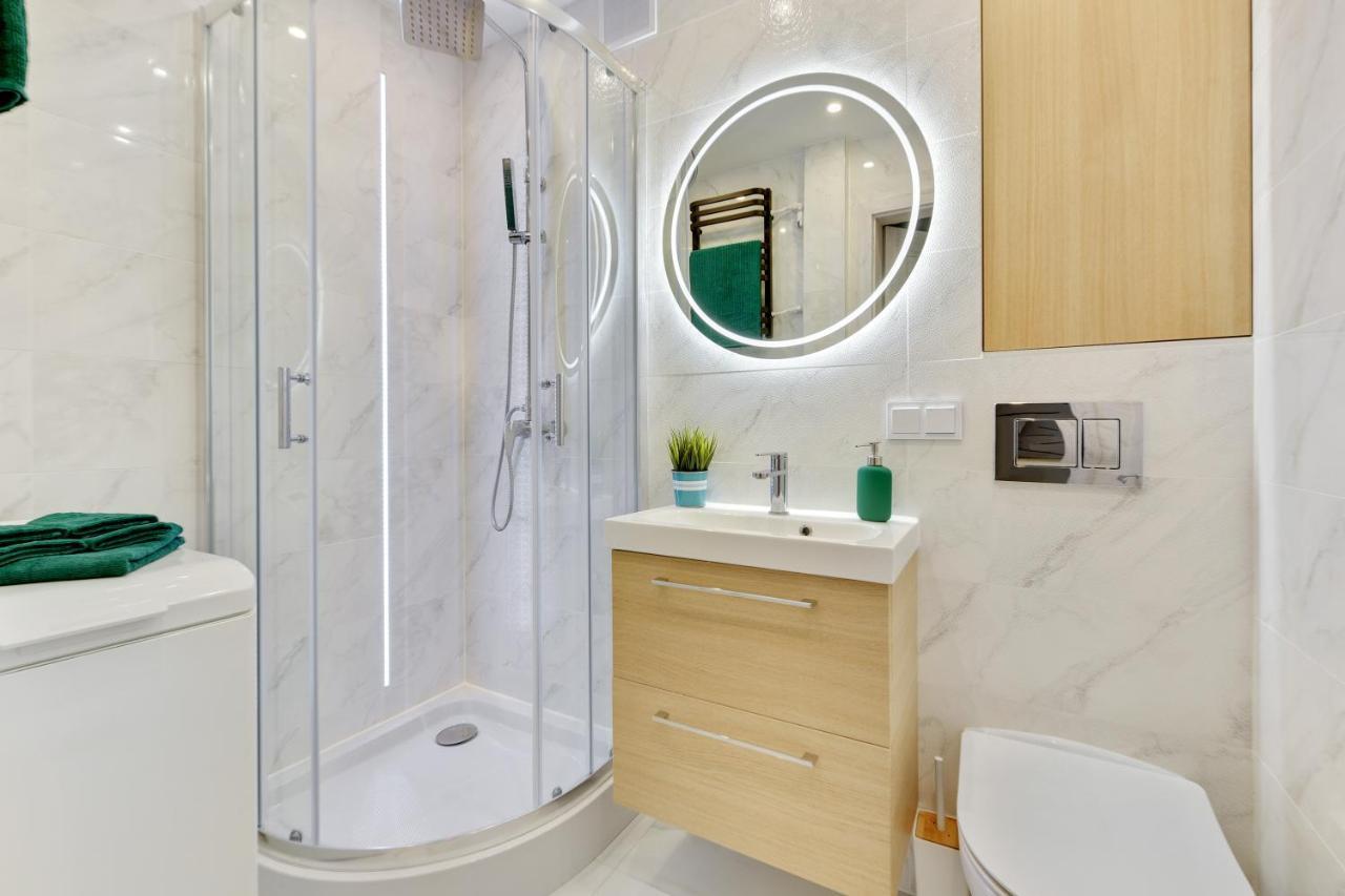 Ideal Apartments Sand กดัญสก์ ภายนอก รูปภาพ