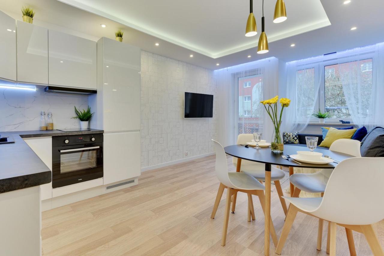 Ideal Apartments Sand กดัญสก์ ภายนอก รูปภาพ